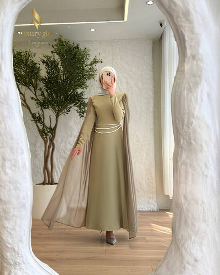 5992223644672789567