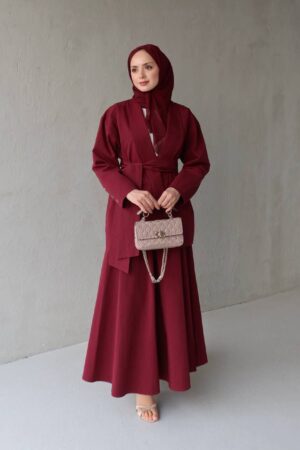 طقم قطعتين تنورة وفستان مع حزام